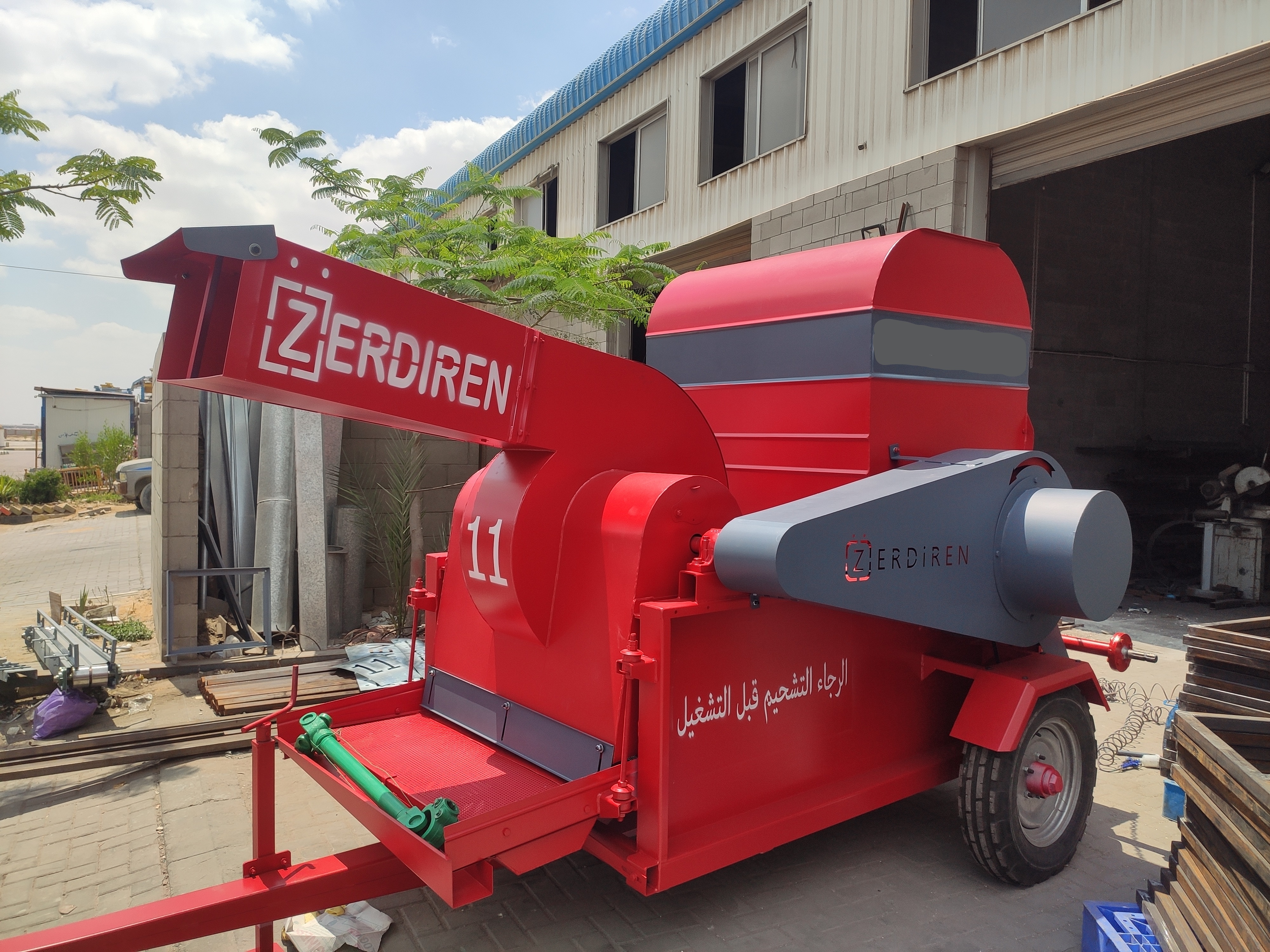 大型谷物脱粒机